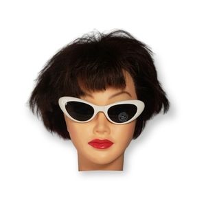 Retro White Cats Eye Sunglasses
